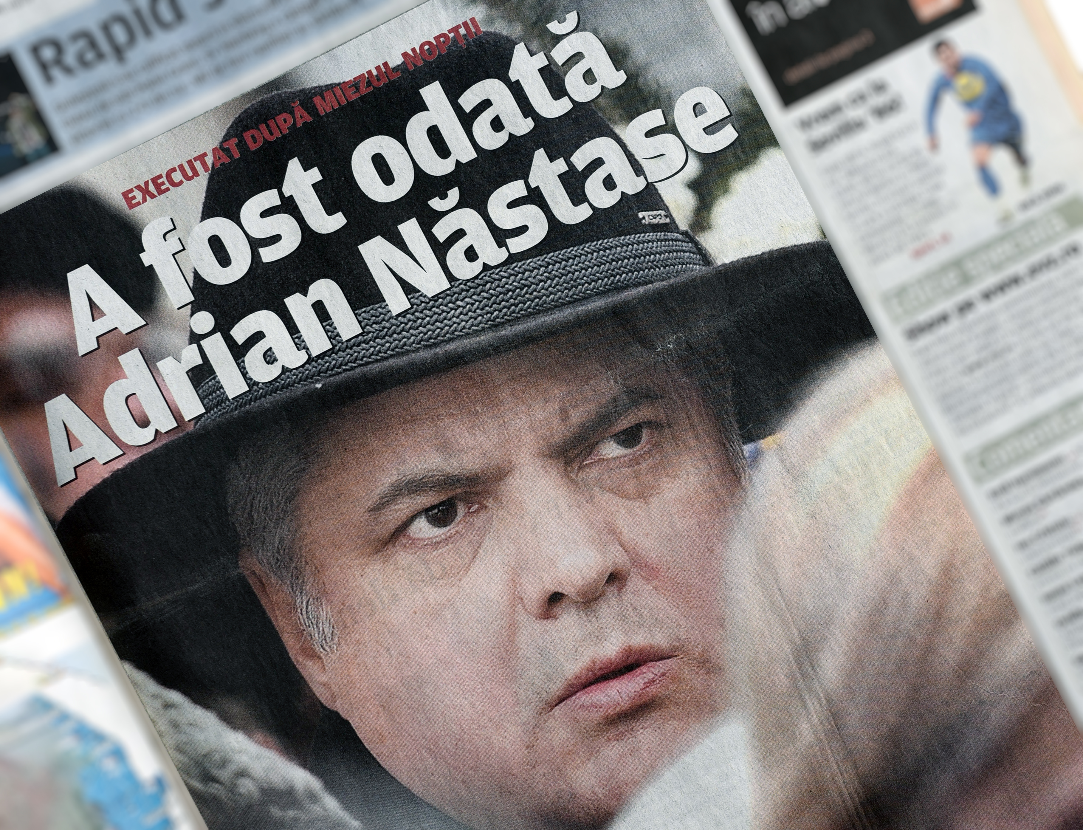 Dezbaterile care conduc la cererea demisiei lui Adrian Năstase