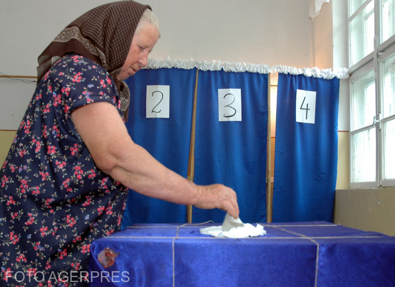 Referendumul  pentru demiterea președintelui Băsescu