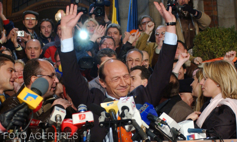 Alegerile prezidențiale - Traian Băsescu, președinte